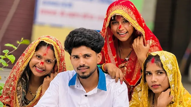 three sisters marry cameraman