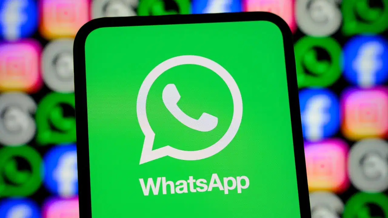 whatsapp plus 20 chat pin feature